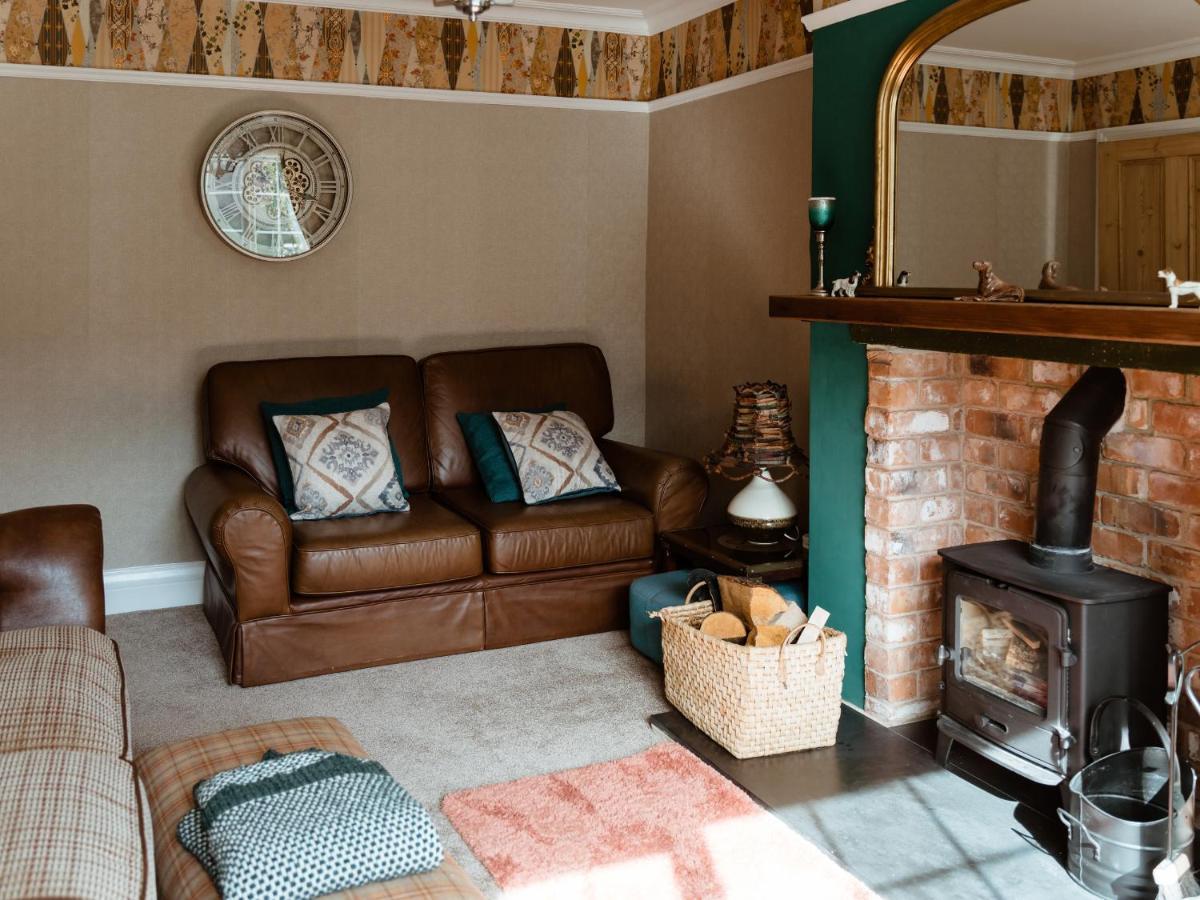 Compass Cottage Wooler Exterior photo