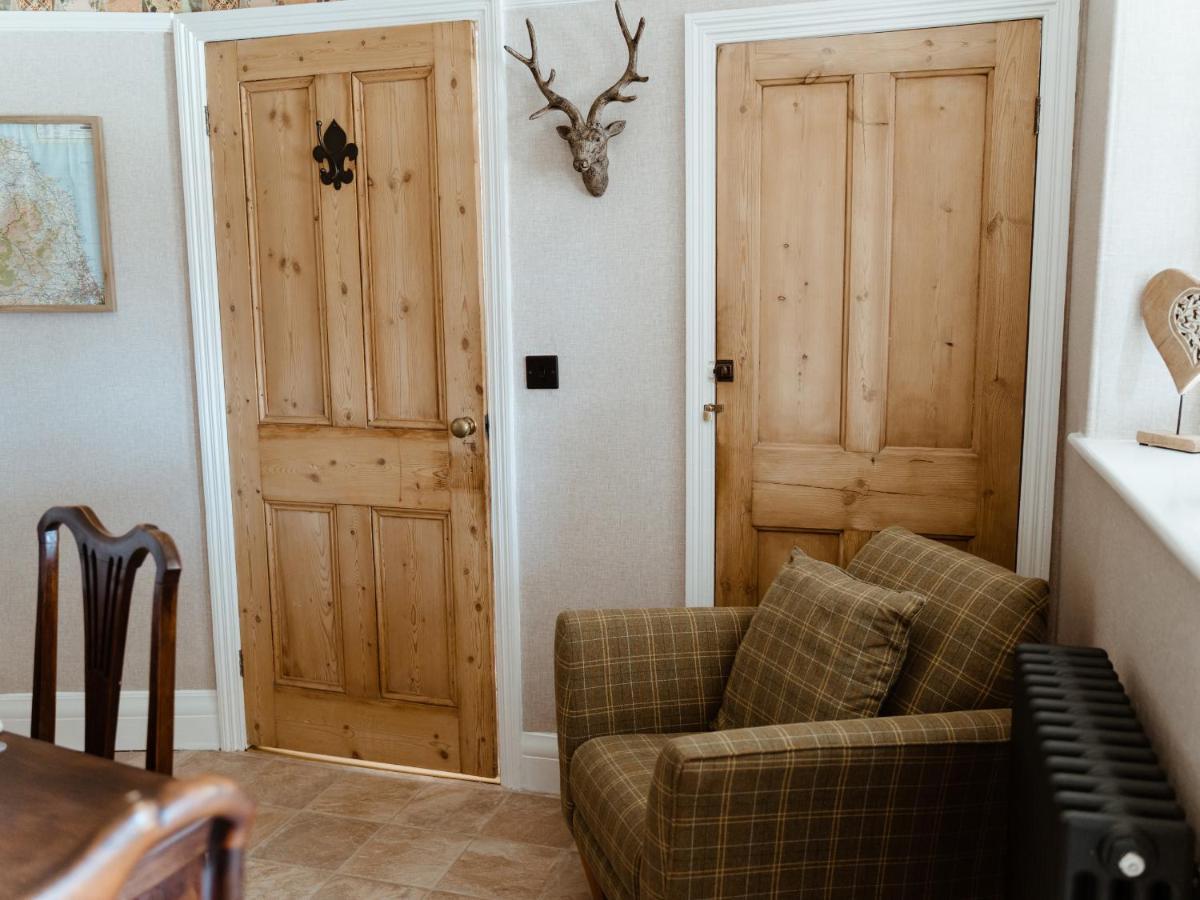 Compass Cottage Wooler Exterior photo